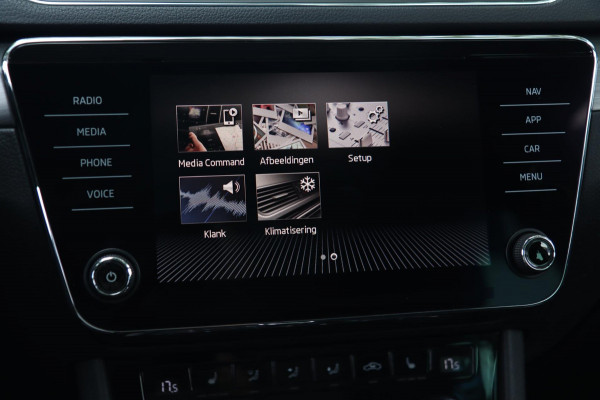 Škoda Superb 1.4 TSI ACT / PANODAK / DODEHOEK / ACC / MEMORY / CAMERA