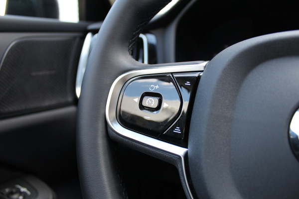 Volvo S60 2.0 Recharge T8 AWD Ultimate Dark | Schuif/Kantel dak | Head-up | H/K | BLIS | Leder | Pilot Assist