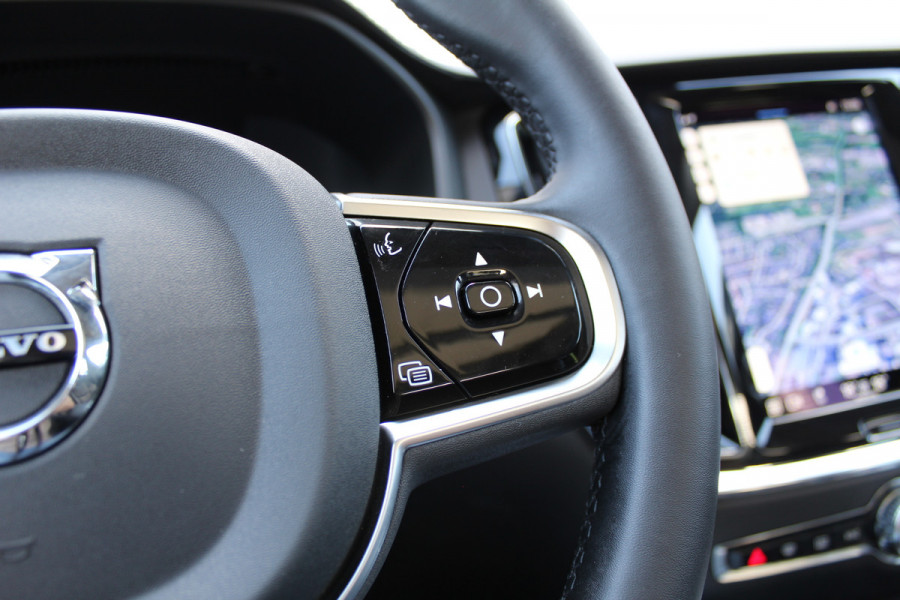 Volvo S60 2.0 Recharge T8 AWD Ultimate Dark | Schuif/Kantel dak | Head-up | H/K | BLIS | Leder | Pilot Assist