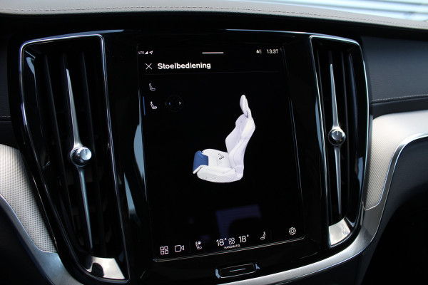 Volvo S60 2.0 Recharge T8 AWD Ultimate Dark | Schuif/Kantel dak | Head-up | H/K | BLIS | Leder | Pilot Assist