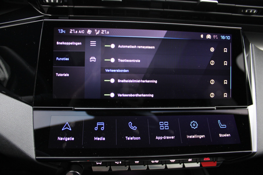 Peugeot 308 SW 1.6 Plug-in Hybrid 180 GT | Panoramadak | Matrix | Winterpack | Adaptieve cruise Peugeot 308 SW 1.6 Plug-in Hybrid 180 GT | Panoramadak | Matrix | Winterpack | Adaptieve cruise