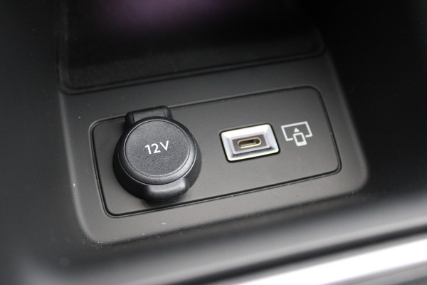 Peugeot 308 SW 1.6 Plug-in Hybrid 180 GT | Panoramadak | Matrix | Winterpack | Adaptieve cruise Peugeot 308 SW 1.6 Plug-in Hybrid 180 GT | Panoramadak | Matrix | Winterpack | Adaptieve cruise