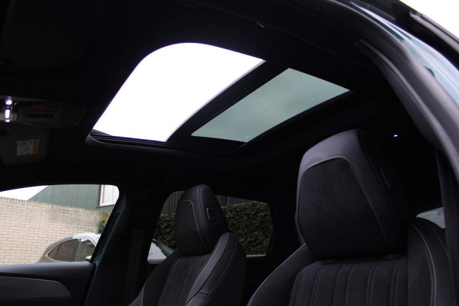 Peugeot 308 SW 1.6 Plug-in Hybrid 180 GT | Panoramadak | Matrix | Winterpack | Adaptieve cruise Peugeot 308 SW 1.6 Plug-in Hybrid 180 GT | Panoramadak | Matrix | Winterpack | Adaptieve cruise