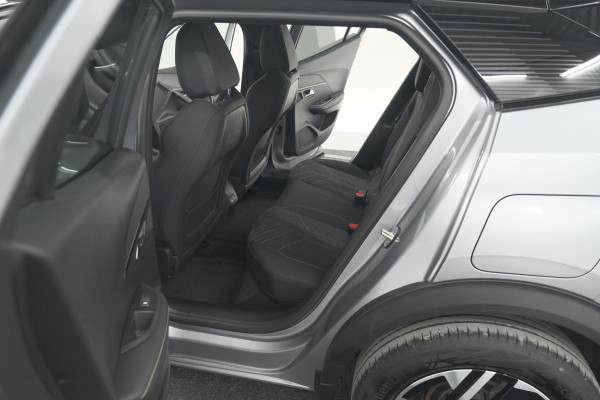 Peugeot 2008 PureTech 130 EAT8 GT | 360 Camera | Stoelmassage | Adaptieve Cruise Control | Dodehoekdetectie Peugeot 2008 PureTech 130 EAT8 GT | 360 Camera | Stoelmassage | Adaptieve Cruise Control | Dodehoekdetectie