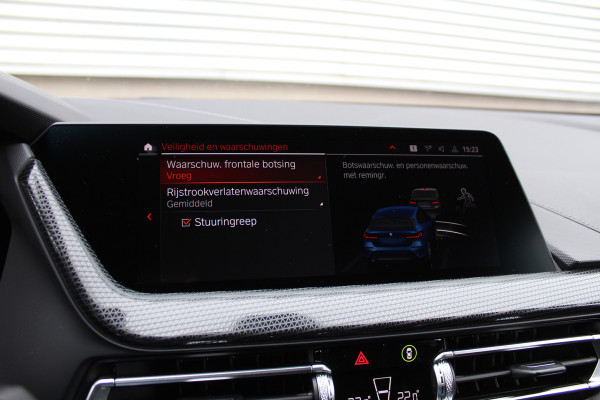 BMW 1-serie 118i Executive Edition | Cruise Control | Origin NL | Parkeersensoren | Navigatie BMW 1-serie 118i Executive Edition | Cruise Control | Origin NL | Parkeersensoren | Navigatie