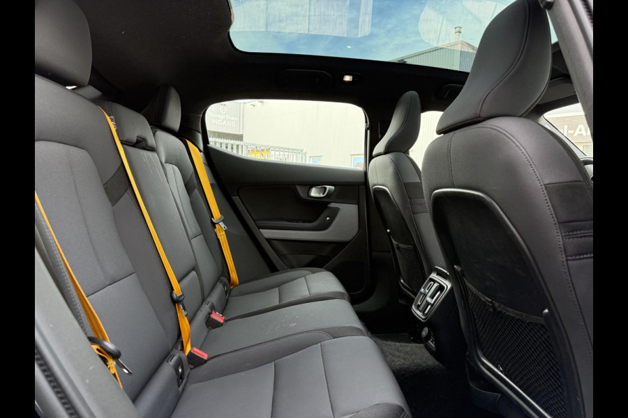 Polestar 2 Long Range Dual Performace Pack | Trekhaak | Panorama | 360 | Camera | Harman Kardon |