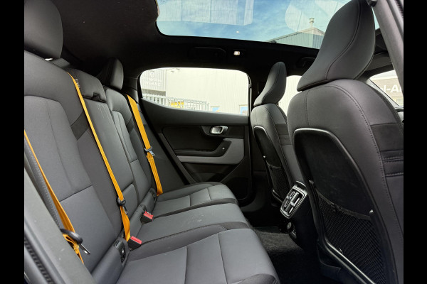 Polestar 2 Long Range Dual Performace Pack | Trekhaak | Panorama | 360 | Camera | Harman Kardon |