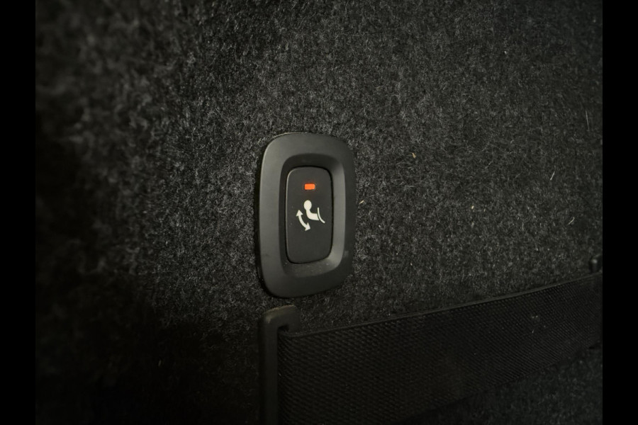 Polestar 2 Long Range Dual Performace Pack | Trekhaak | Panorama | 360 | Camera | Harman Kardon |