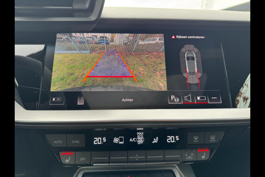 Audi A3 Sportback 2.5 TFSI RS 3 quattro 400PK Panorama B&O Leder Audi A3 Sportback 2.5 TFSI RS 3 quattro 400PK Panorama B&O Leder