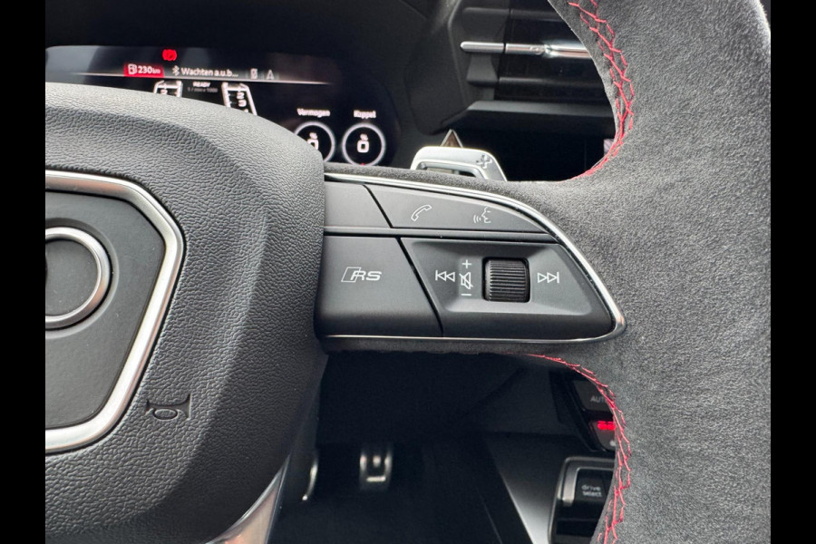 Audi A3 Sportback 2.5 TFSI RS 3 quattro 400PK Panorama B&O Leder Audi A3 Sportback 2.5 TFSI RS 3 quattro 400PK Panorama B&O Leder