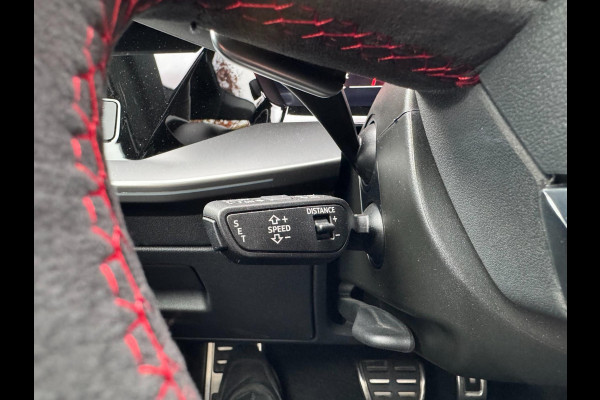 Audi A3 Sportback 2.5 TFSI RS 3 quattro 400PK Panorama B&O Leder Audi A3 Sportback 2.5 TFSI RS 3 quattro 400PK Panorama B&O Leder