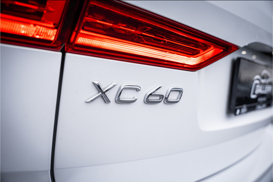 Volvo XC60 2.0 T6 Plug-in hybrid AWD Ultimate Bright - Panorama | H&K | Memory | Pilot Assist | Keyless Volvo XC60 2.0 T6 Plug-in hybrid AWD Ultimate Bright - Panorama | H&K | Memory | Pilot Assist | Keyless