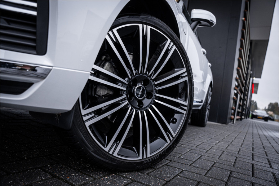 Volvo XC60 2.0 T6 Plug-in hybrid AWD Ultimate Bright - Panorama | H&K | Memory | Pilot Assist | Keyless Volvo XC60 2.0 T6 Plug-in hybrid AWD Ultimate Bright - Panorama | H&K | Memory | Pilot Assist | Keyless