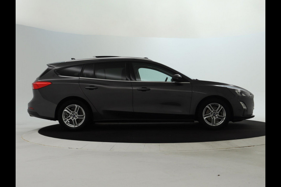 Ford FOCUS Wagon 1.0 EcoBoost Edition Business PANO | CarPlay | Camera | NAVI | 1ste eigenaar Ford FOCUS Wagon 1.0 EcoBoost Edition Business PANO | CarPlay | Camera | NAVI | 1ste eigenaar