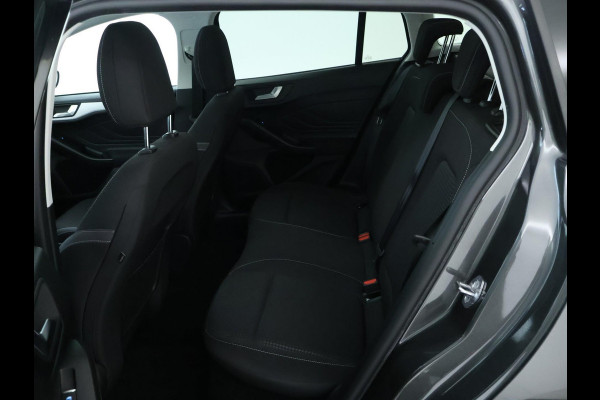 Ford FOCUS Wagon 1.0 EcoBoost Edition Business PANO | CarPlay | Camera | NAVI | 1ste eigenaar Ford FOCUS Wagon 1.0 EcoBoost Edition Business PANO | CarPlay | Camera | NAVI | 1ste eigenaar