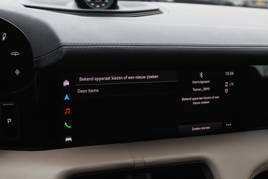 Porsche Taycan Cross Turismo 4 93 kWh / Panoramadak / 360Camera / Luchtvering / 20'' / Bose / Stoelverwarming 4x / Sportchrono / Cruise Control / Warmtepomp Porsche Taycan Cross Turismo 4 93 kWh / Panoramadak / 360Camera / Luchtvering / 20'' / Bose / Stoelverwarming 4x / Sportchrono / Cruise Control / Warmtepomp