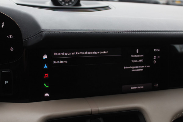 Porsche Taycan Cross Turismo 4 93 kWh / Panoramadak / 360Camera / Luchtvering / 20'' / Bose / Stoelverwarming 4x / Sportchrono / Cruise Control / Warmtepomp Porsche Taycan Cross Turismo 4 93 kWh / Panoramadak / 360Camera / Luchtvering / 20'' / Bose / Stoelverwarming 4x / Sportchrono / Cruise Control / Warmtepomp