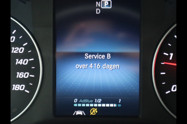 Mercedes-Benz Sprinter 515 CDI Euro 6 Automaat Bakwagen - Laadklep - Trekhaak Mercedes-Benz Sprinter 515 CDI Euro 6 Automaat Bakwagen - Laadklep - Trekhaak