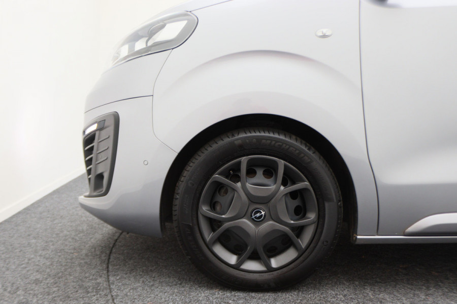 Opel Vivaro 2.0 CDTI L3H1 DC Edition Automaat Camera, Apple Carplay, LED, Trekhaak, Dodehoeksensor, Lane Assist, PDC