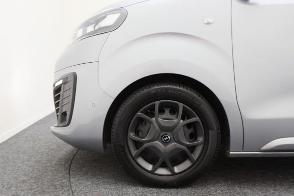 Opel Vivaro 2.0 CDTI L3H1 DC Edition Automaat Camera, Apple Carplay, LED, Trekhaak, Dodehoeksensor, Lane Assist, PDC