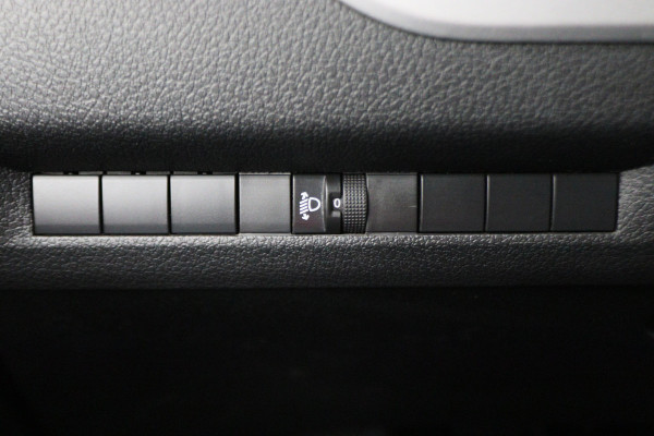 Opel Vivaro 2.0 CDTI L3H1 DC Edition Automaat Camera, Apple Carplay, LED, Trekhaak, Dodehoeksensor, Lane Assist, PDC