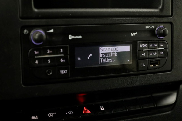 Renault Master T35 2.3 dCi 145pk D.C. Open Laadbak Trekhaak 3500kg 06-2020 Renault Master T35 2.3 dCi 145pk D.C. Open Laadbak Trekhaak 3500kg 06-2020