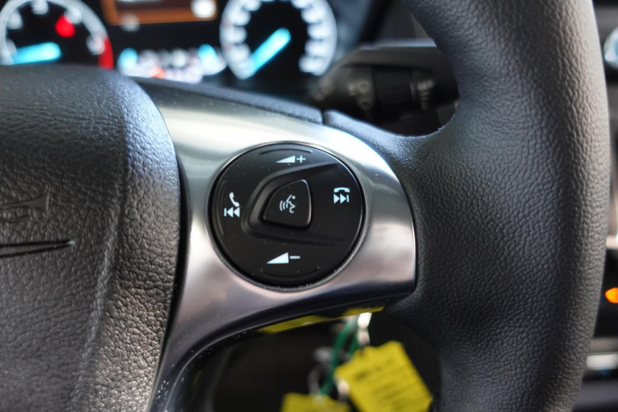 Ford Transit Connect 100pk L2 Trend Automaat Trekhaak Airco Navi Cruise