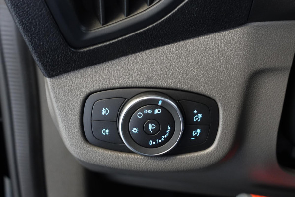 Ford Transit Connect 100pk L2 Trend Automaat Trekhaak Airco Navi Cruise