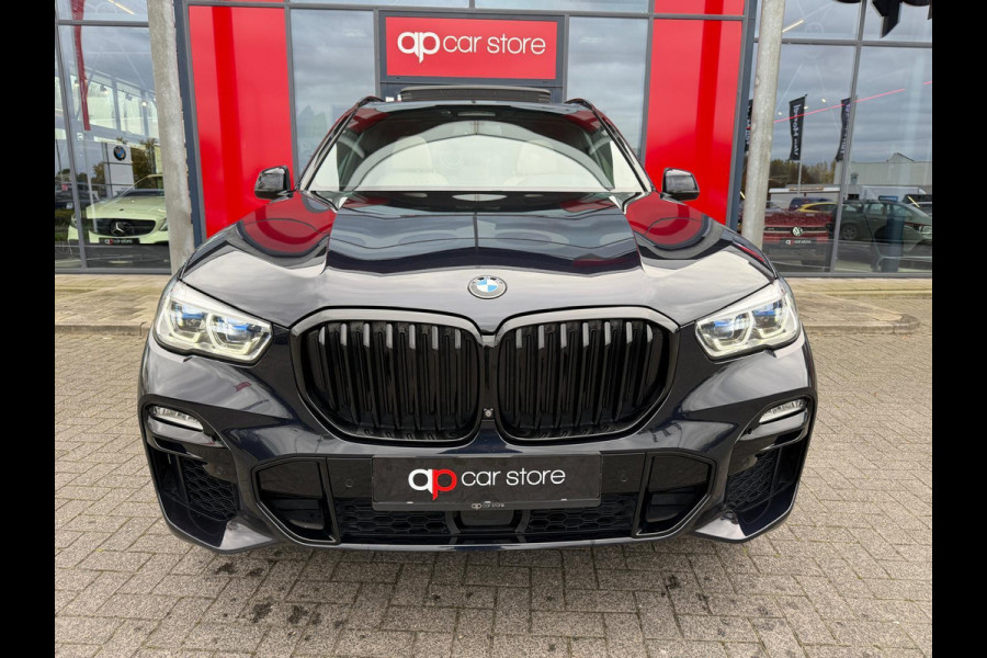 BMW X5 M50i High Executive / Capristo-uitlaat / Panoramadak / Head-up display / Soft-close BMW X5 M50i High Executive / Capristo-uitlaat / Panoramadak / Head-up display / Soft-close