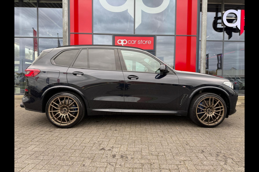 BMW X5 M50i High Executive / Capristo-uitlaat / Panoramadak / Head-up display / Soft-close BMW X5 M50i High Executive / Capristo-uitlaat / Panoramadak / Head-up display / Soft-close