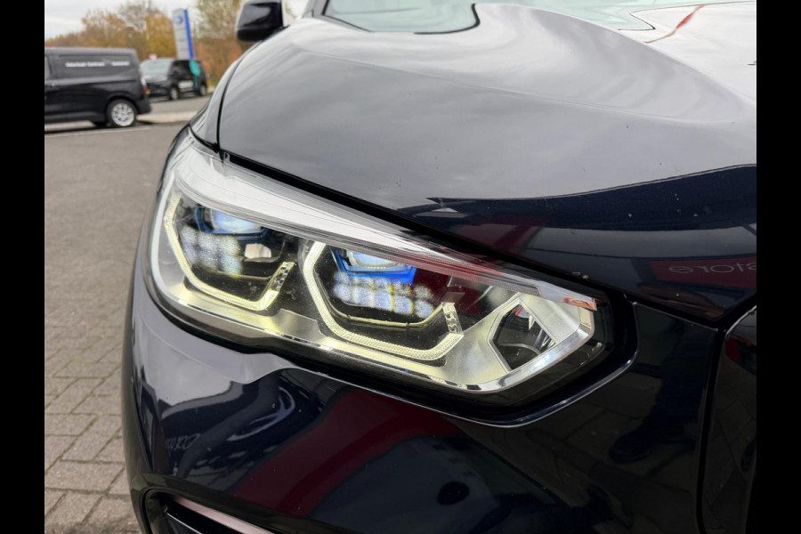 BMW X5 M50i High Executive / Capristo-uitlaat / Panoramadak / Head-up display / Soft-close BMW X5 M50i High Executive / Capristo-uitlaat / Panoramadak / Head-up display / Soft-close