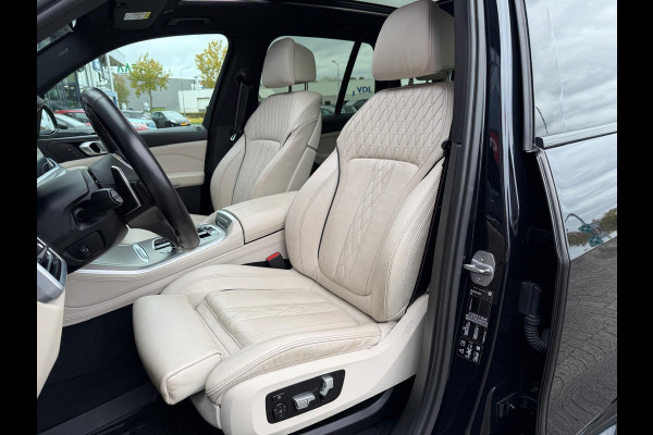 BMW X5 M50i High Executive / Capristo-uitlaat / Panoramadak / Head-up display / Soft-close BMW X5 M50i High Executive / Capristo-uitlaat / Panoramadak / Head-up display / Soft-close