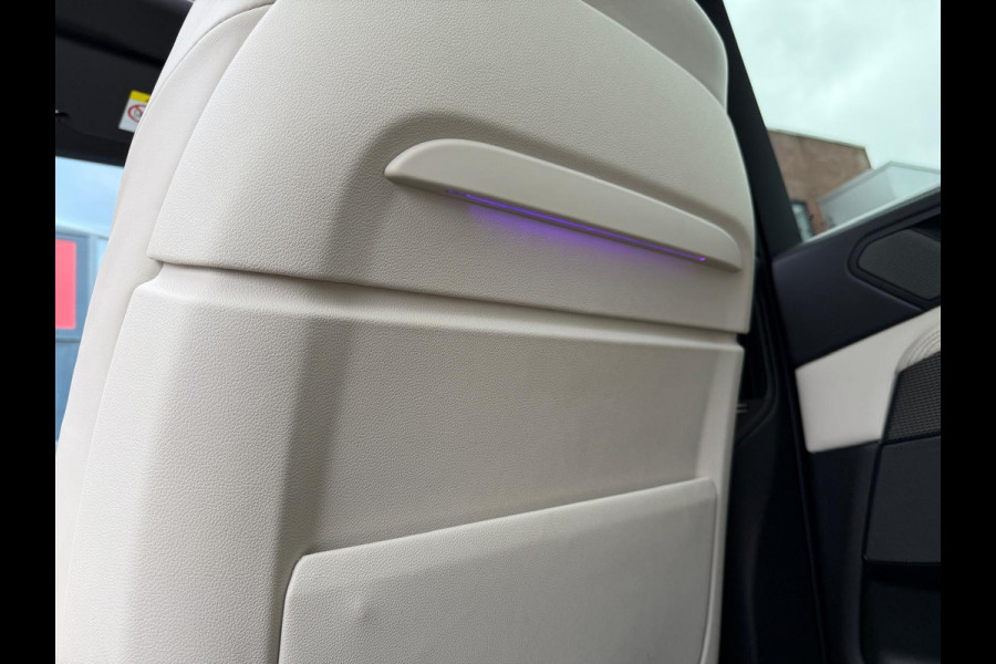 BMW X5 M50i High Executive / Capristo-uitlaat / Panoramadak / Head-up display / Soft-close BMW X5 M50i High Executive / Capristo-uitlaat / Panoramadak / Head-up display / Soft-close