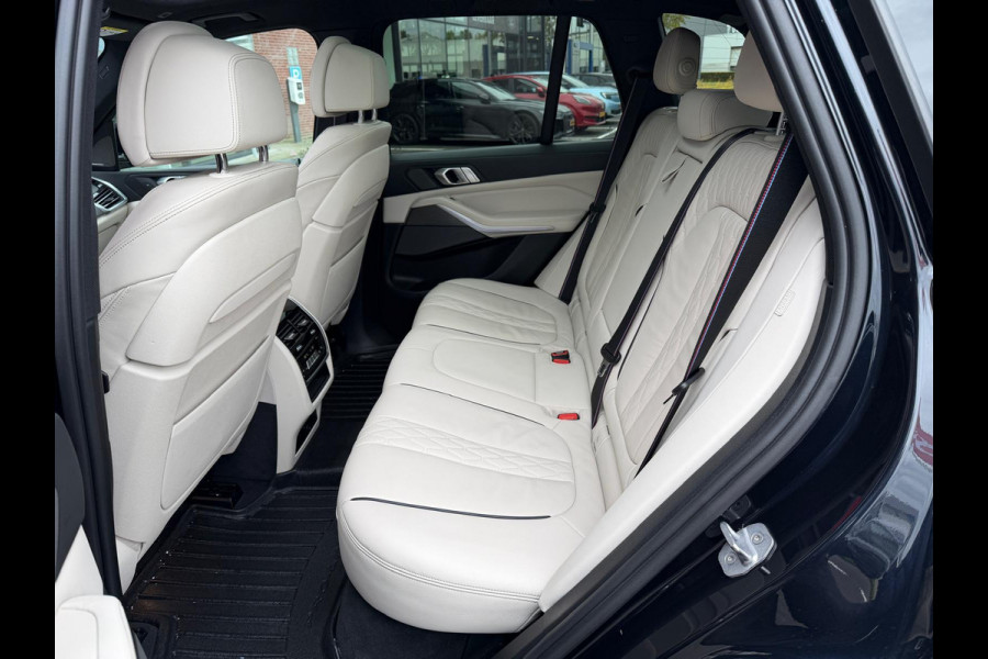 BMW X5 M50i High Executive / Capristo-uitlaat / Panoramadak / Head-up display / Soft-close BMW X5 M50i High Executive / Capristo-uitlaat / Panoramadak / Head-up display / Soft-close