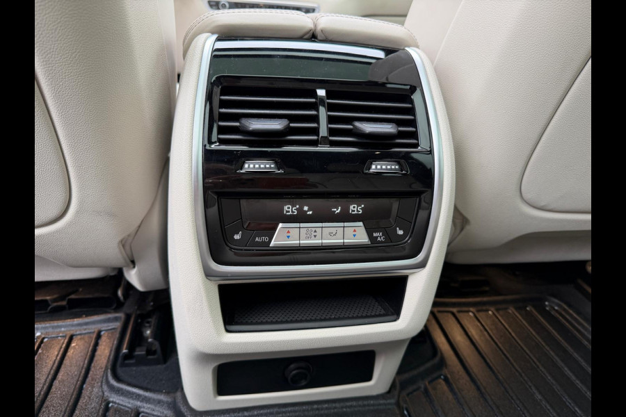 BMW X5 M50i High Executive / Capristo-uitlaat / Panoramadak / Head-up display / Soft-close BMW X5 M50i High Executive / Capristo-uitlaat / Panoramadak / Head-up display / Soft-close