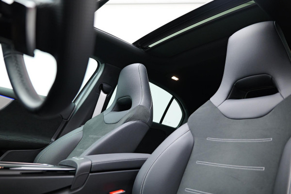 Mercedes-Benz A-Klasse A250 e AMG Line |Pano|ALPINEGRAU|Ambient|Dodehoek| Mercedes-Benz A-Klasse A250 e AMG Line |Pano|ALPINEGRAU|Ambient|Dodehoek|