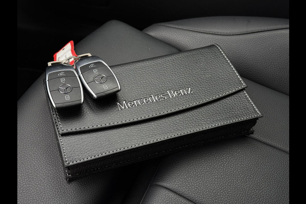 Mercedes-Benz A-Klasse 180 Luxury Line Aut. | Navi | Camera | Trekhaak Mercedes-Benz A-Klasse 180 Luxury Line Aut. | Navi | Camera | Trekhaak