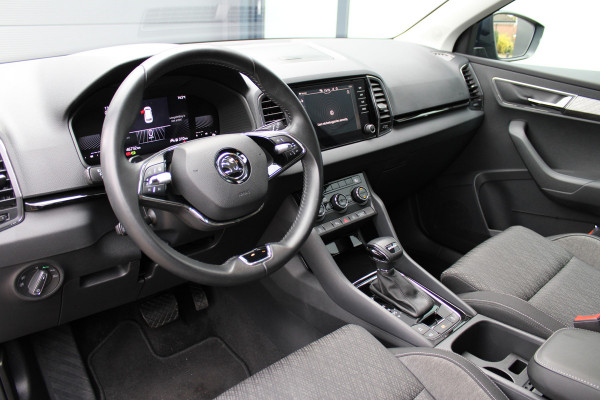 Škoda Karoq 1.5 TSI ACT Business Edition Plus | Trekhaak | Winterpack | Camera | Navigatie | Adaptive cruise control Škoda Karoq 1.5 TSI ACT Business Edition Plus | Trekhaak | Winterpack | Camera | Navigatie | Adaptive cruise control