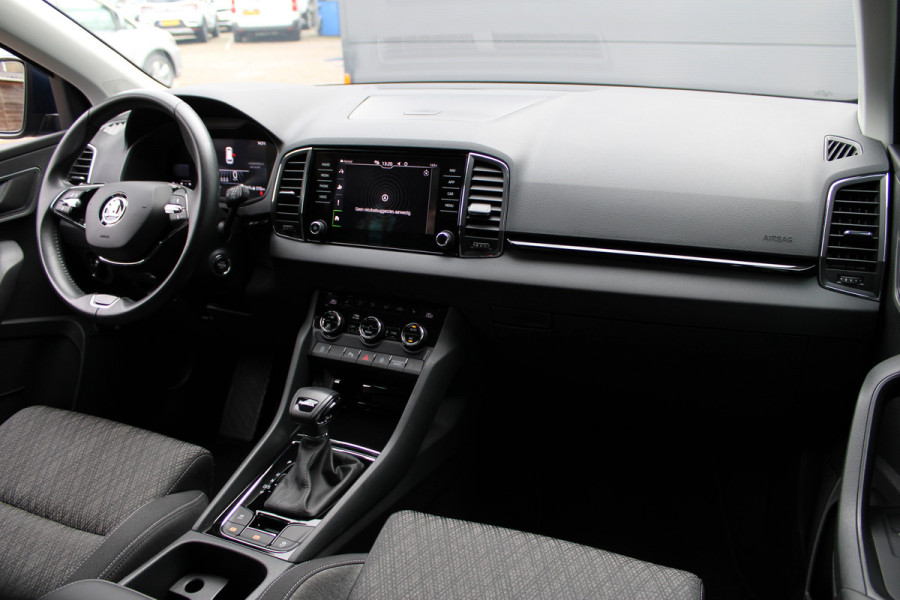 Škoda Karoq 1.5 TSI ACT Business Edition Plus | Trekhaak | Winterpack | Camera | Navigatie | Adaptive cruise control Škoda Karoq 1.5 TSI ACT Business Edition Plus | Trekhaak | Winterpack | Camera | Navigatie | Adaptive cruise control