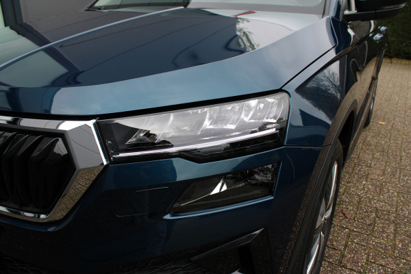 Škoda Karoq 1.5 TSI ACT Business Edition Plus | Trekhaak | Winterpack | Camera | Navigatie | Adaptive cruise control Škoda Karoq 1.5 TSI ACT Business Edition Plus | Trekhaak | Winterpack | Camera | Navigatie | Adaptive cruise control