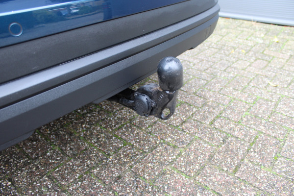 Škoda Karoq 1.5 TSI ACT Business Edition Plus | Trekhaak | Winterpack | Camera | Navigatie | Adaptive cruise control Škoda Karoq 1.5 TSI ACT Business Edition Plus | Trekhaak | Winterpack | Camera | Navigatie | Adaptive cruise control