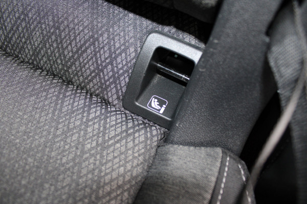 Škoda Karoq 1.5 TSI ACT Business Edition Plus | Trekhaak | Winterpack | Camera | Navigatie | Adaptive cruise control Škoda Karoq 1.5 TSI ACT Business Edition Plus | Trekhaak | Winterpack | Camera | Navigatie | Adaptive cruise control