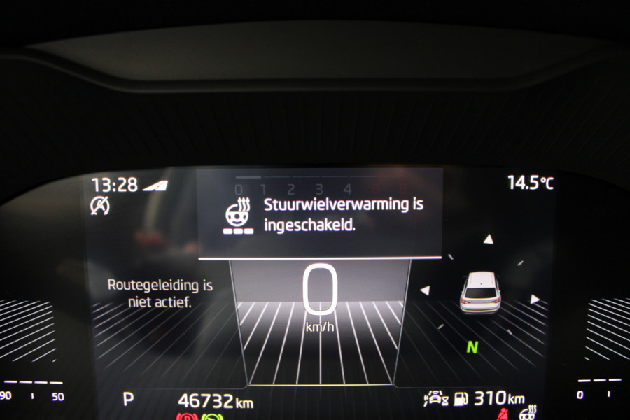 Škoda Karoq 1.5 TSI ACT Business Edition Plus | Trekhaak | Winterpack | Camera | Navigatie | Adaptive cruise control Škoda Karoq 1.5 TSI ACT Business Edition Plus | Trekhaak | Winterpack | Camera | Navigatie | Adaptive cruise control