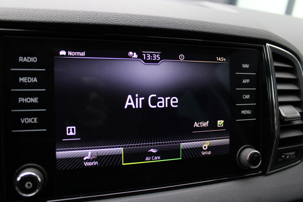 Škoda Karoq 1.5 TSI ACT Business Edition Plus | Trekhaak | Winterpack | Camera | Navigatie | Adaptive cruise control Škoda Karoq 1.5 TSI ACT Business Edition Plus | Trekhaak | Winterpack | Camera | Navigatie | Adaptive cruise control