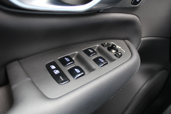 Volvo XC90 2.0 T8 Recharge AWD Plus Bright | Panoramadak | Trekhaak | 360 Camera | H/K Volvo XC90 2.0 T8 Recharge AWD Plus Bright | Panoramadak | Trekhaak | 360 Camera | H/K