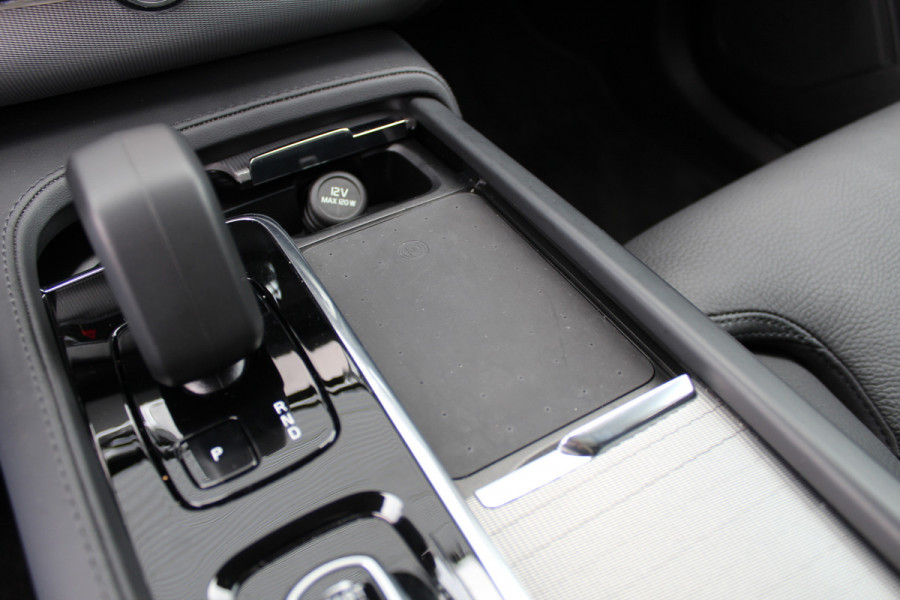 Volvo XC90 2.0 T8 Recharge AWD Plus Bright | Panoramadak | Trekhaak | 360 Camera | H/K Volvo XC90 2.0 T8 Recharge AWD Plus Bright | Panoramadak | Trekhaak | 360 Camera | H/K