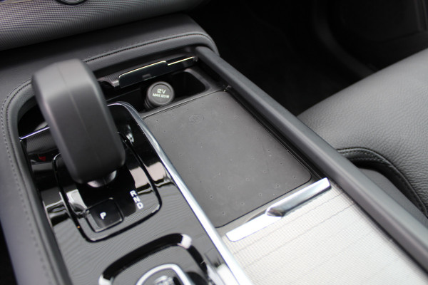 Volvo XC90 2.0 T8 Recharge AWD Plus Bright | Panoramadak | Trekhaak | 360 Camera | H/K Volvo XC90 2.0 T8 Recharge AWD Plus Bright | Panoramadak | Trekhaak | 360 Camera | H/K