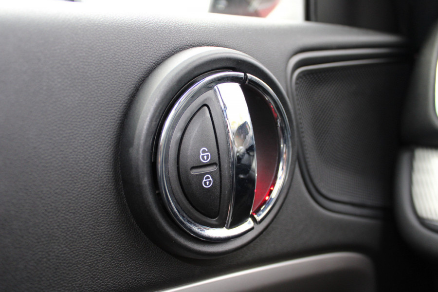 MINI Countryman 2.0 Cooper S Boardwalk Edition | Leder | Panoramadak  | Navigatie | Camera MINI Countryman 2.0 Cooper S Boardwalk Edition | Leder | Panoramadak  | Navigatie | Camera