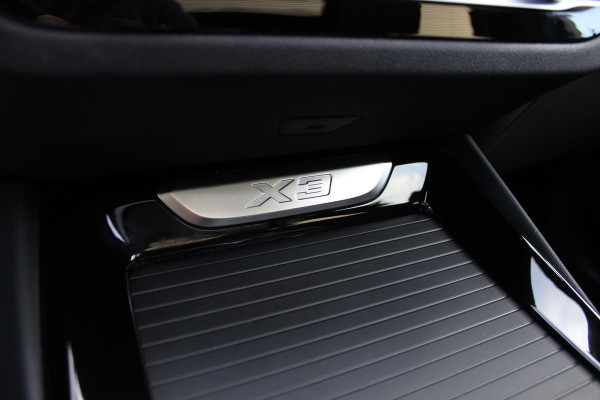 BMW X3 xDrive30e High Executive | M-Sport | Trekhaak | Panoramadak | 360 Camera | Leder | Harman Kardon Actieweken 1 t/m 15 november!