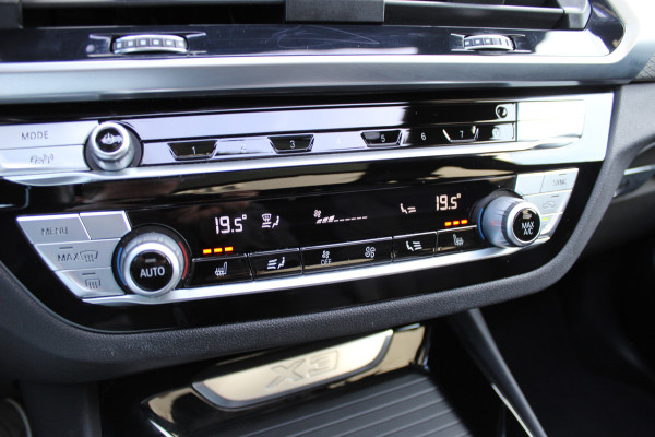 BMW X3 xDrive30e High Executive | M-Sport | Trekhaak | Panoramadak | 360 Camera | Leder | Harman Kardon Actieweken 1 t/m 15 november!